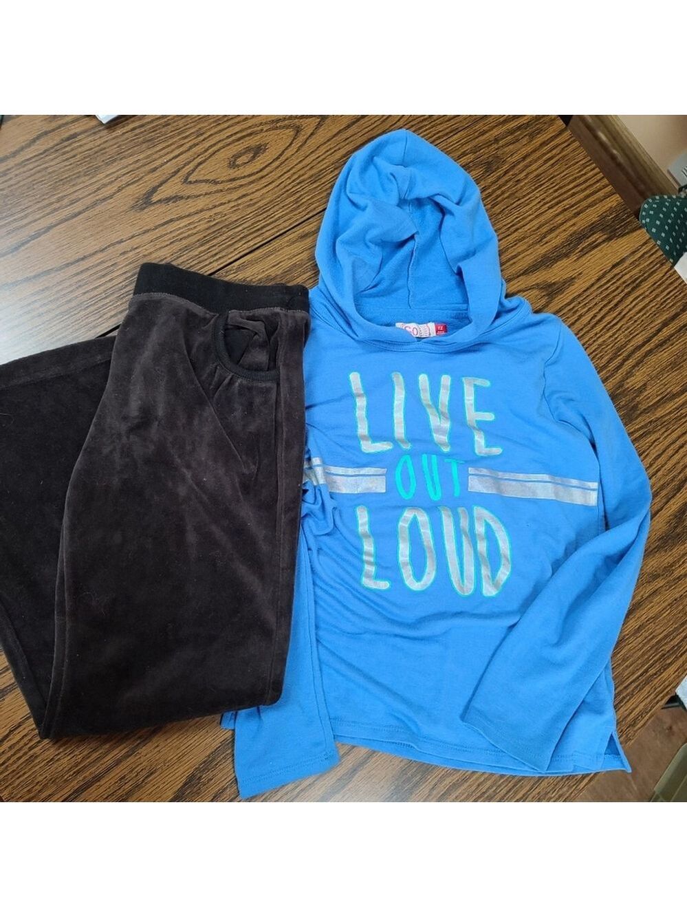 Girls 10/12 Hoodie and Velour Pants Bundle - Picture 12 of 12